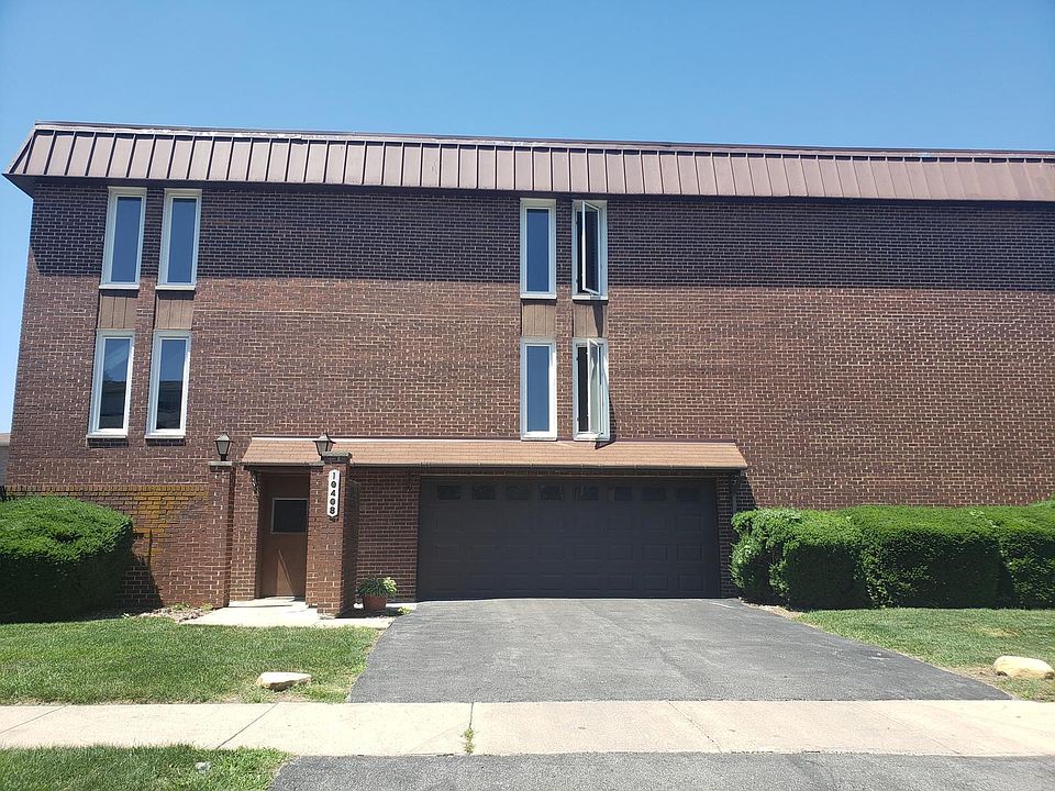 1st image of 10408 Menard Ave Unit 2