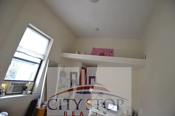 Rented by City Stop Realty | media 20