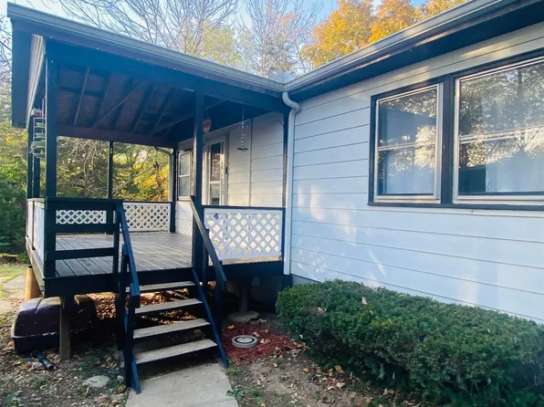 923 N 2550th Ave, Mendon, IL 62351