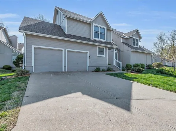15433 Marty St, Overland Park, KS 66223