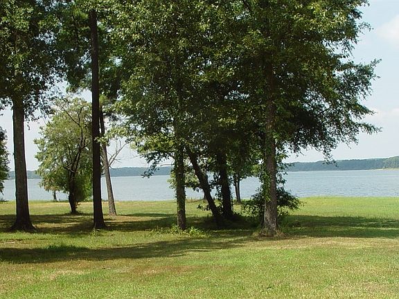 3rd image of 214 County Road 373 S