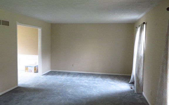 2nd image of 1260 Canteberry Ln