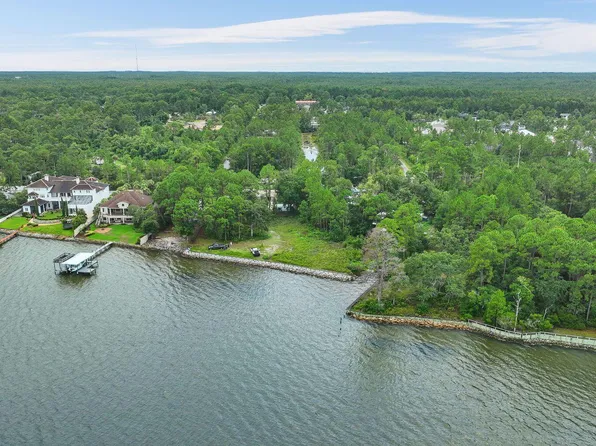 1 N Eden Park Dr, Pt Washington, FL 32459