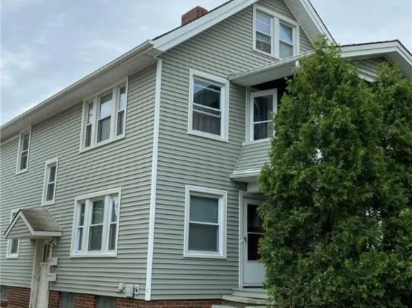 2129 Waterbury Rd #Up, Lakewood, OH 44107