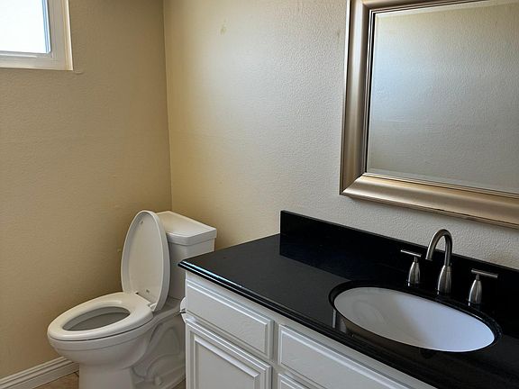 4th image of 6043 E Brighton Ln