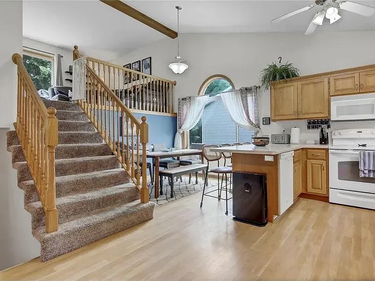 810 Allisons Mead — Photo 5