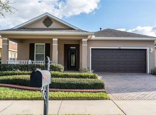 102 Flame Vine Way, Groveland, FL 34736