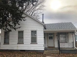 706 W Graham St, Bloomington, IL 61701