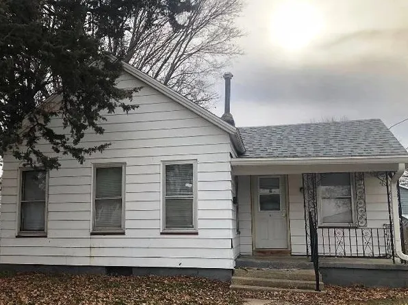 706 W Graham St, Bloomington, IL 61701