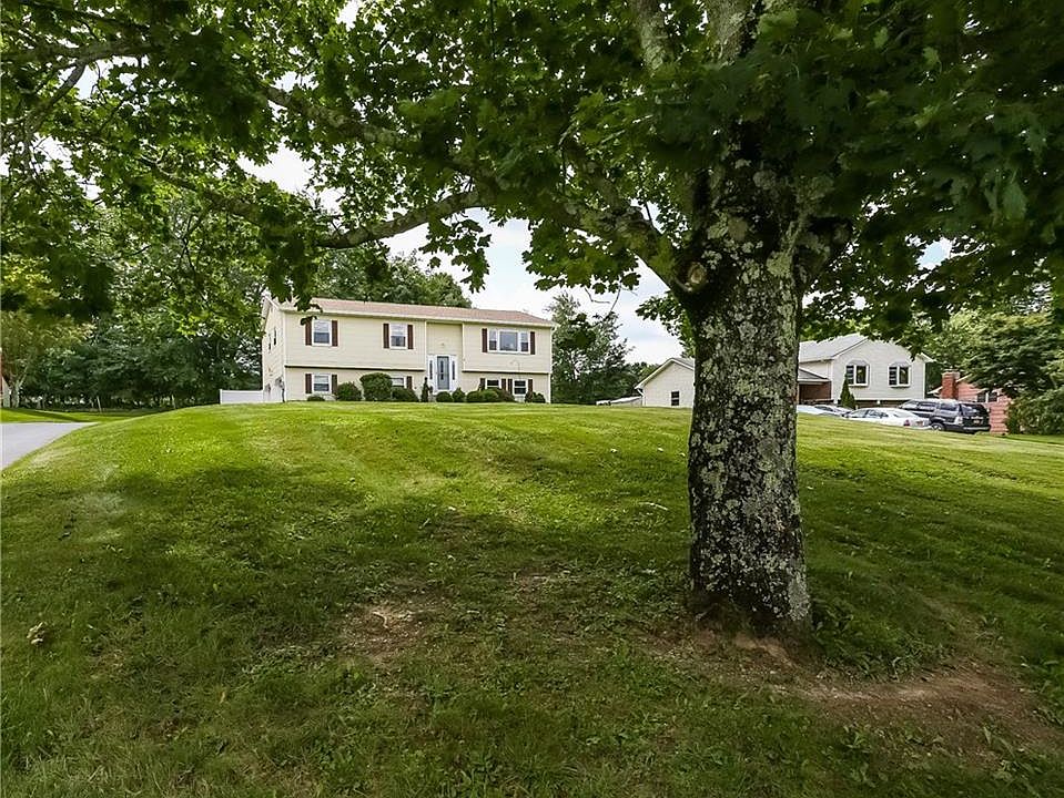 1st image of 3174 Amelia Dr