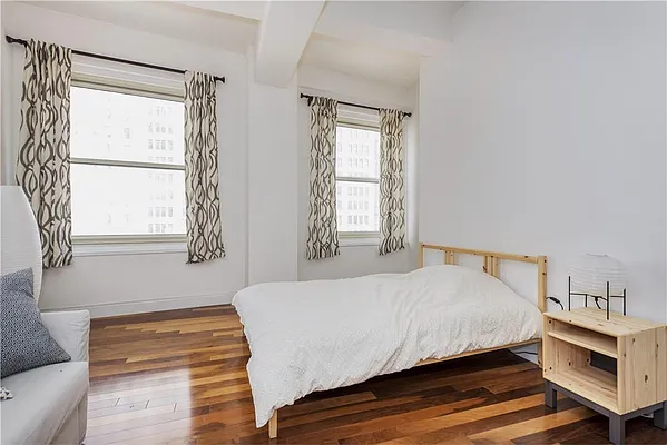 Rented by R New York | media 24