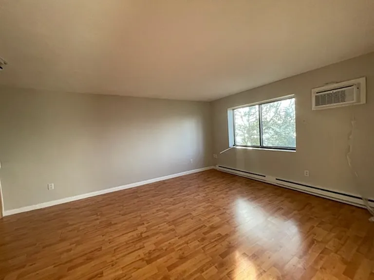 10 Roberts St #21 — Photo 4