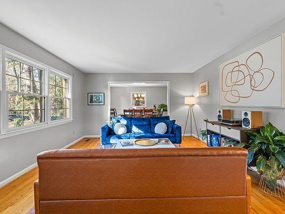 4th image of 3726 Swift Dr