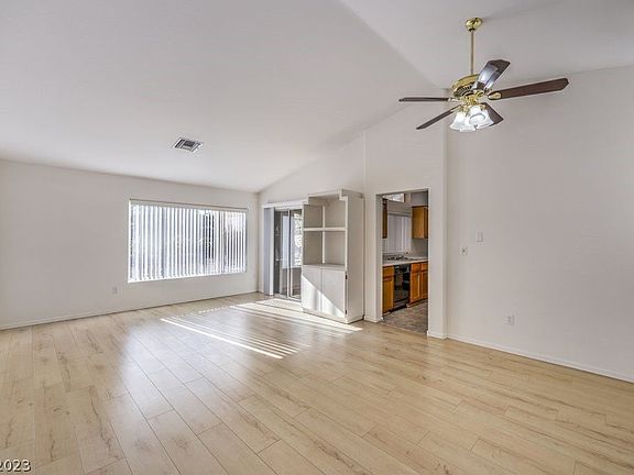 3rd image of 10717 Alton Downs Dr