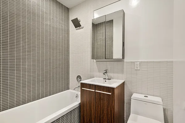 Rented by MNS | media 50