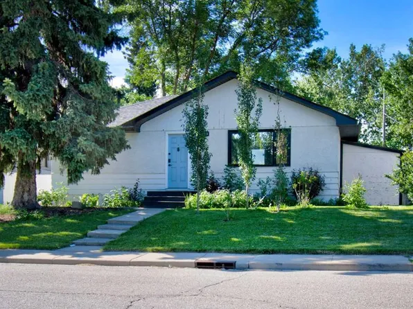 4319 N Greenview Dr NE, Calgary, AB T2E 5R3