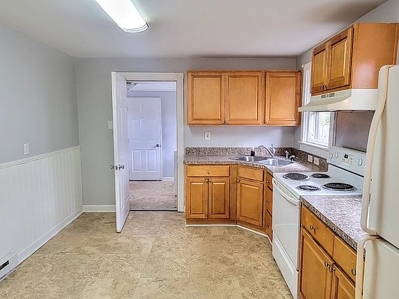 5th image of 2808 Magnolia St