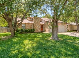 407 Meadowcreek Cir, Round Rock, TX 78664