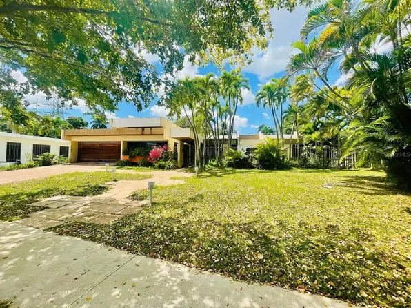 77CM9WG7 C Mimosa #7, San Juan, PR 00927