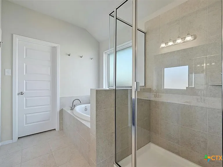 250 Sage Meadows Dr — Photo 16