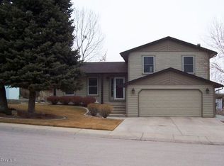 1115 Granite St, Gillette, WY 82718