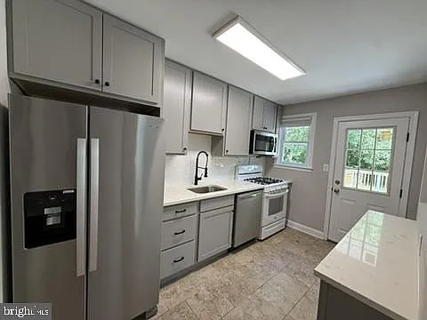 5413 Pembroke Ave — Photo 7