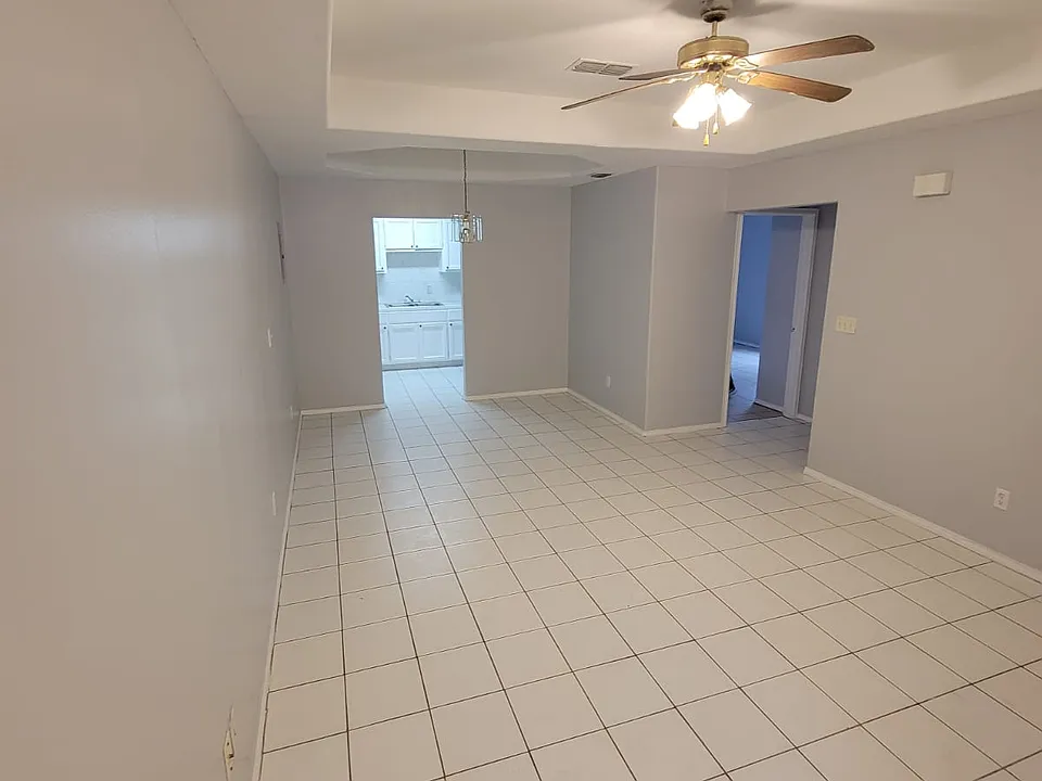 2206 Kimberly Ln #3