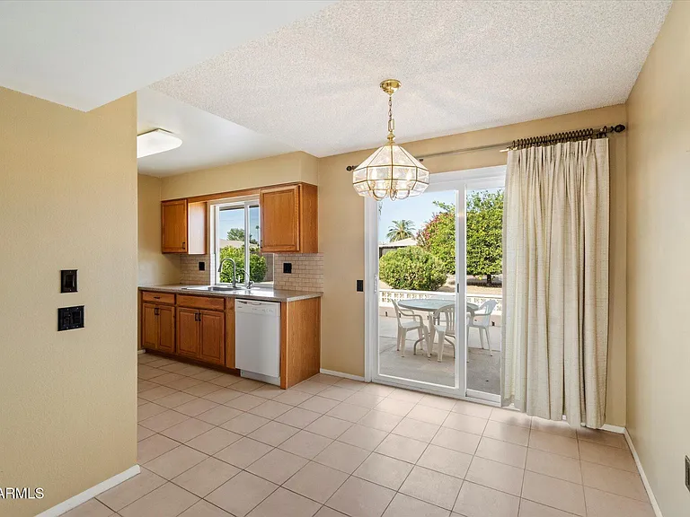 10528 W Tumblewood Dr — Photo 7