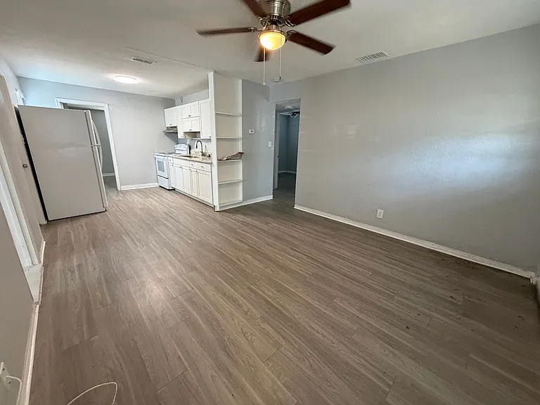 2935 Dr Martin Luther King Jr St S — Photo 6