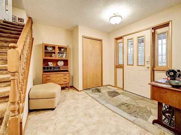 4th image of 1148 E Morden Ave