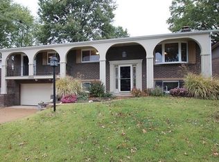 10569 Larkspur Dr, Saint Louis, MO