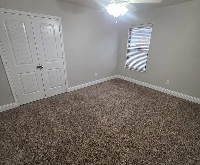 5913 Mile High Ln — Photo 14