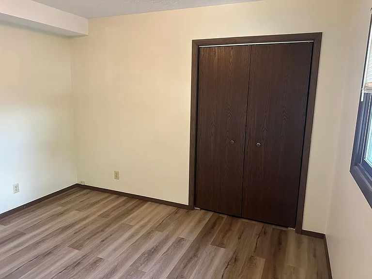 1808 W Faidley Ave — Photo 9