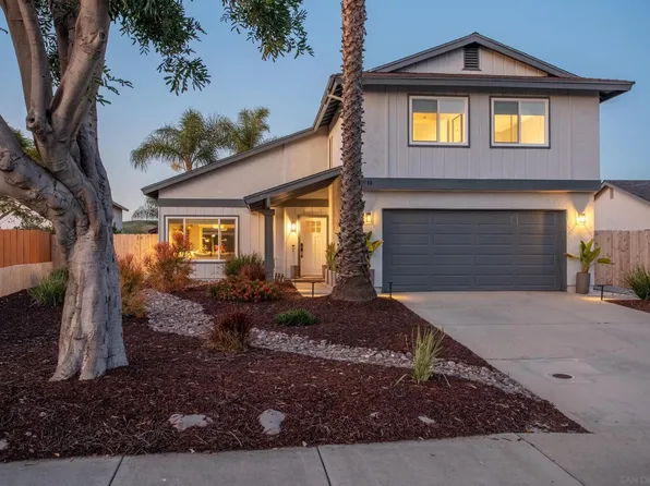 4588 Vinyard St, Oceanside, CA 92057