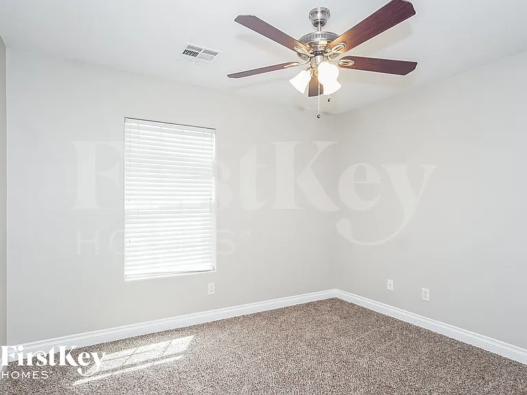 4904 Naff Ridge Dr — Photo 13