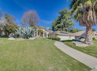 12800 Dove Creek Dr, Bakersfield, CA 93312