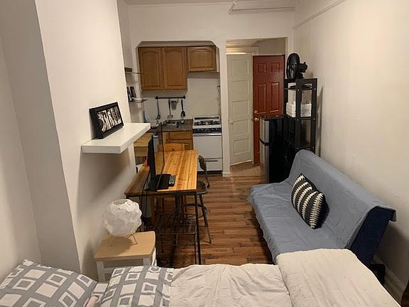 2nd image of 315 W 77th St #1BB