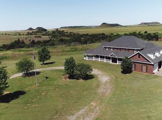 8152 County Road 1060, Hydro, OK 73048