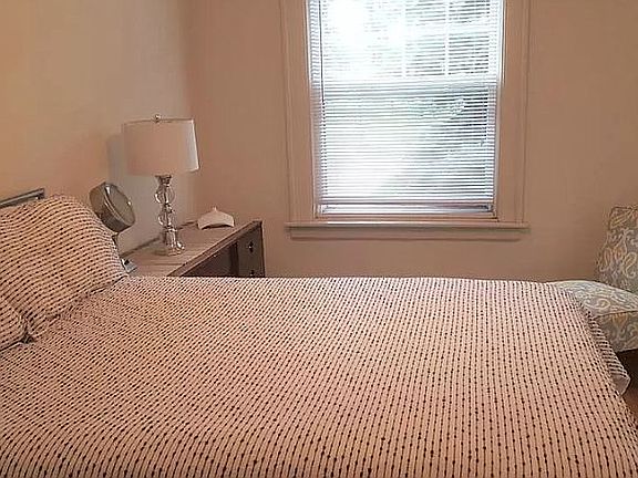 2nd image of 1392 Amherst St APT 1