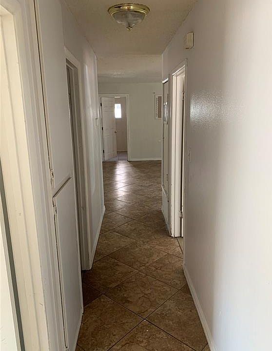 2nd image of 4004 Alameda Ave