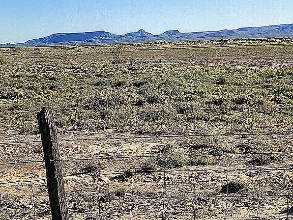 5th image of 265 Sierra Blanca Dr