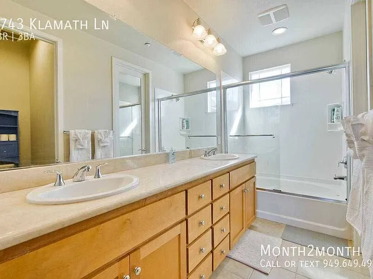 3743 Klamath Ln — Photo 22