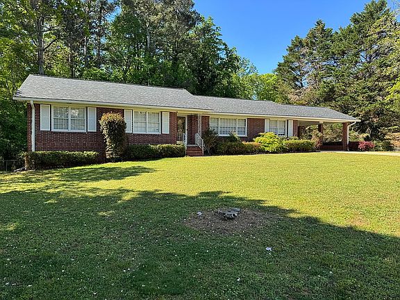 4th image of 4013 Flat Creek Rd