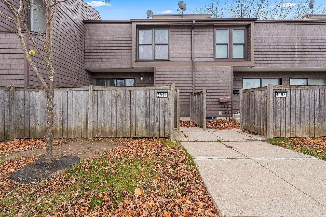 6991 West Glenbrook ROAD #2 photo 1