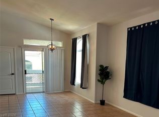 700 Carnegie St APT 421, Henderson, NV 89052