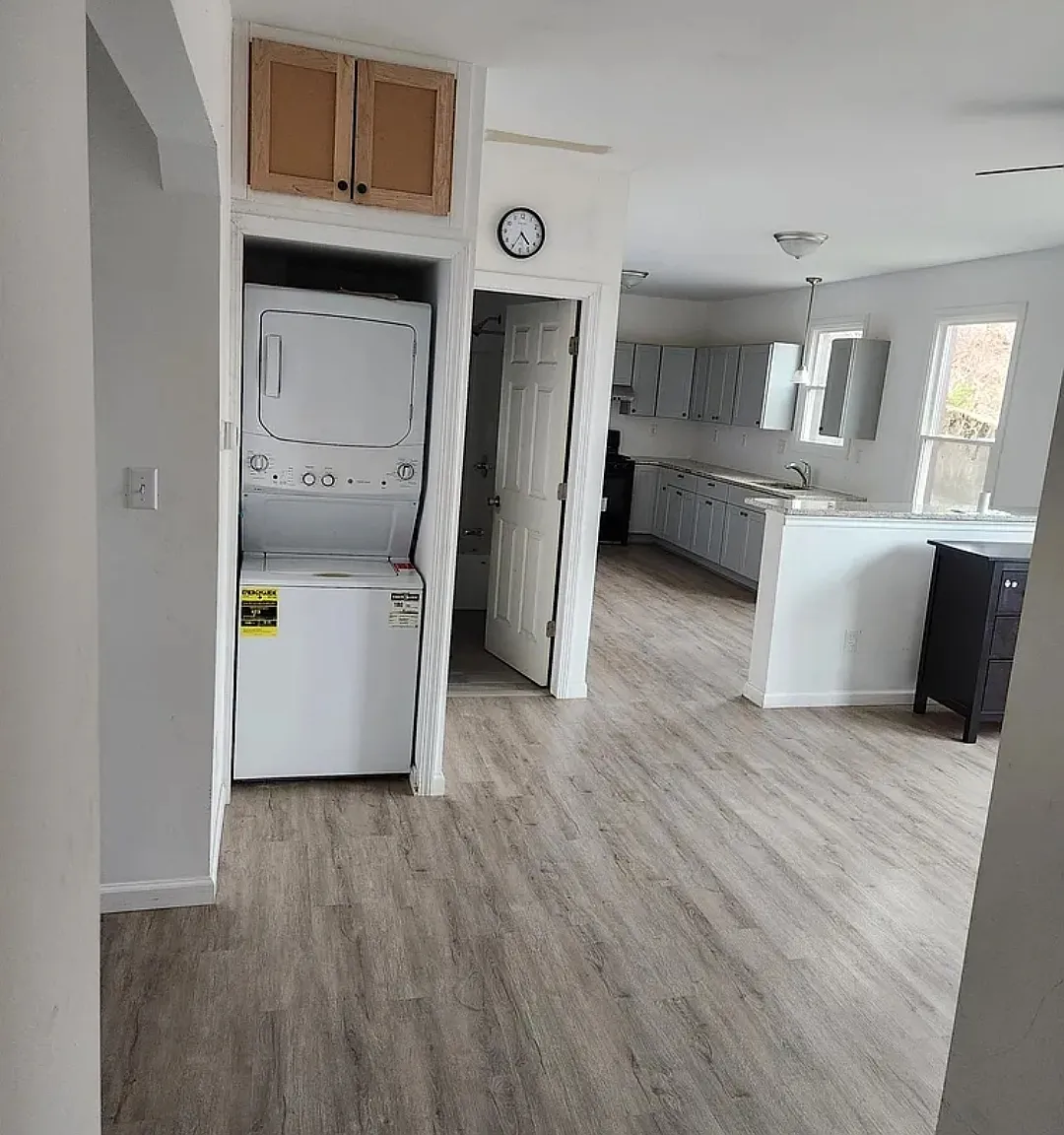 1 bed, 800 sqft, $1,125 — Photo 2