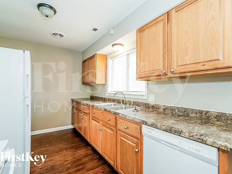 10408 Bradbury Dr — Photo 8