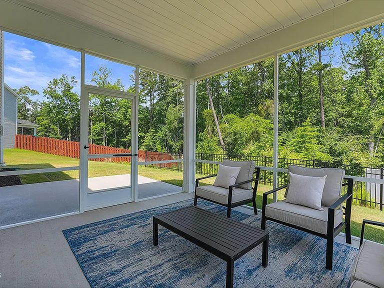 1809 Delaney Hills Ln — Photo 47