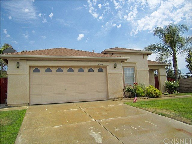 12151 Canyon Hill Ave