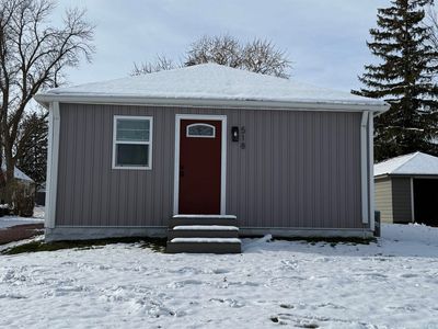 518 Boston Ave NE, Orange City, IA, 51041